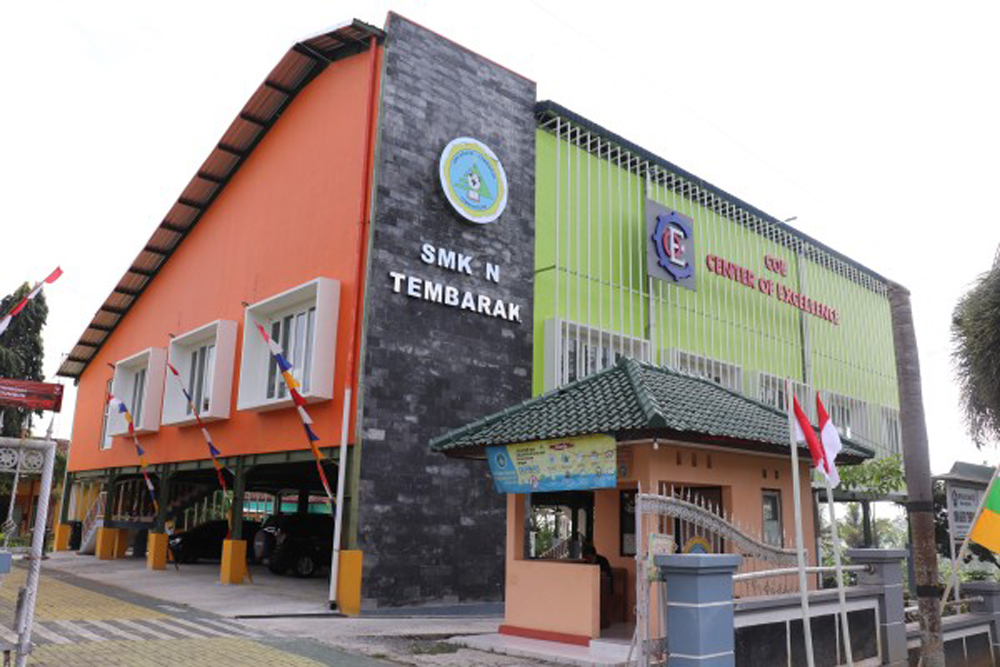 SMKN TEMBARAK