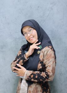 ARIN PRAWIYATI, S.Pd., M.Si. 